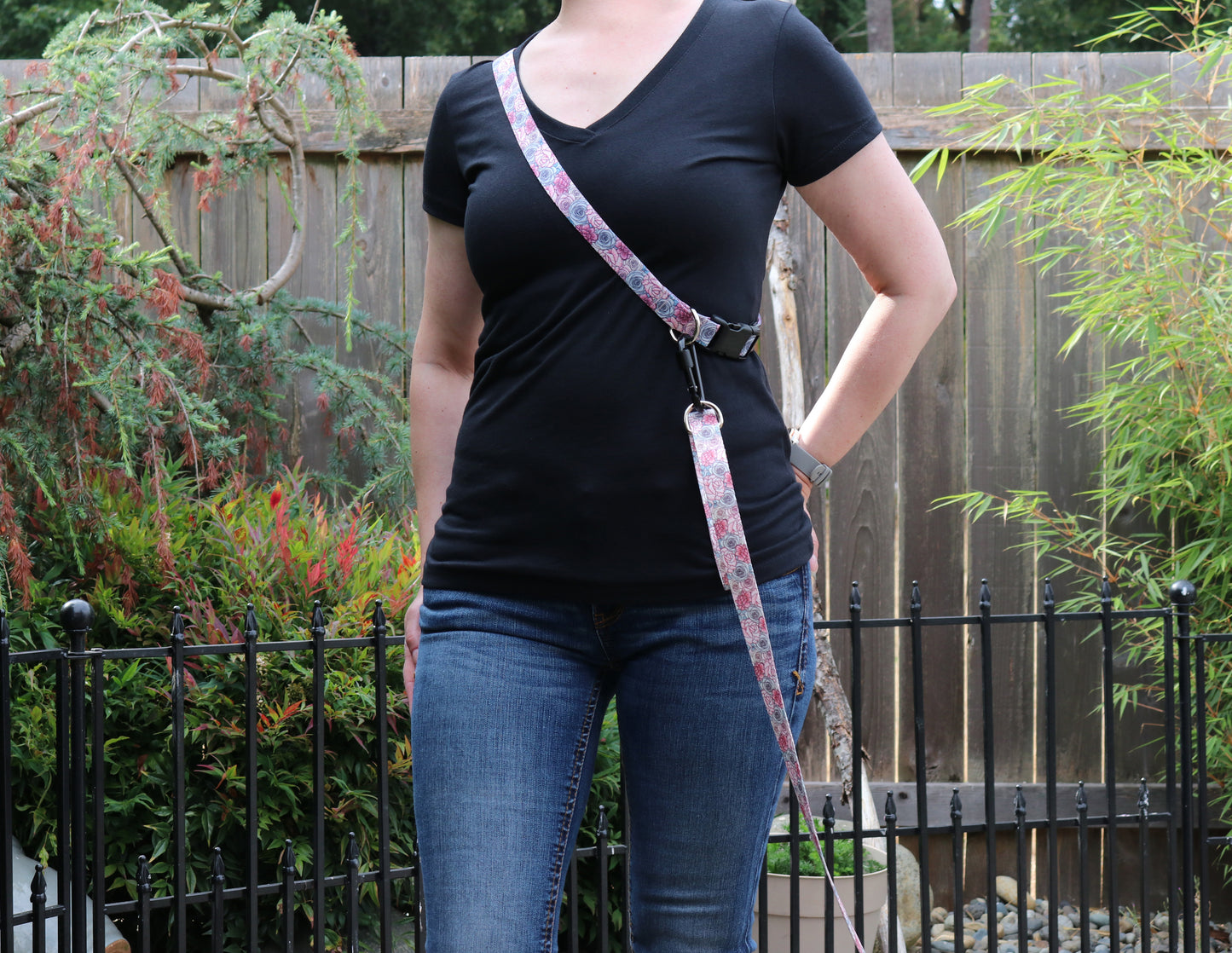 Blooming Elegance Handsfree Leash Attachment