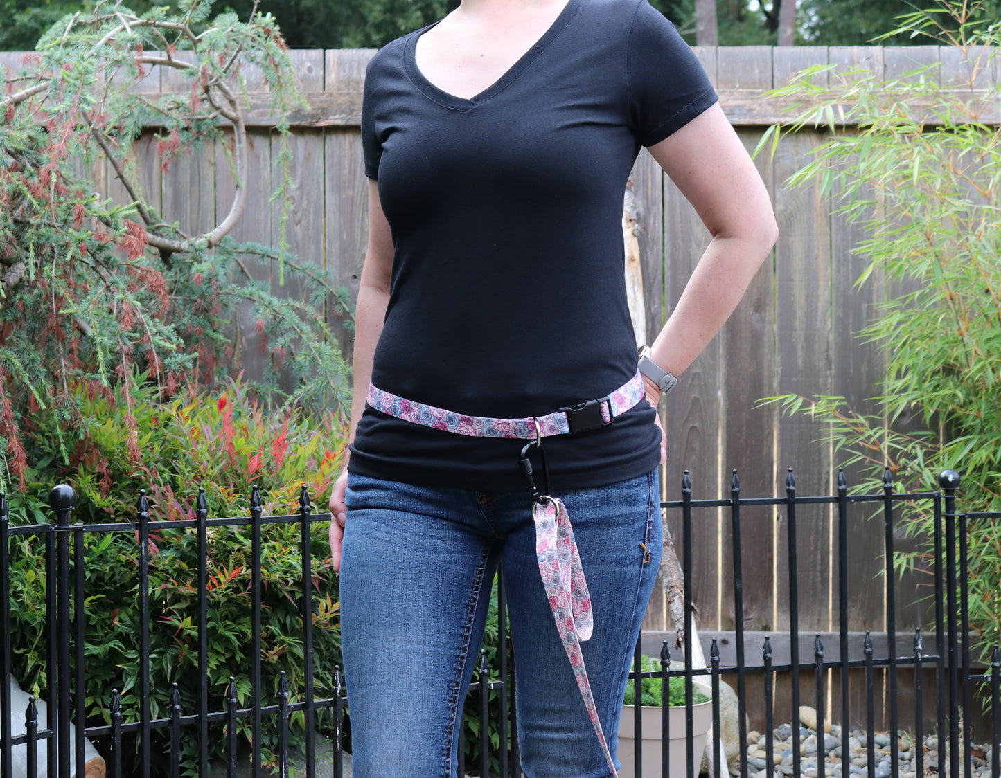 Blooming Elegance Handsfree Leash Attachment
