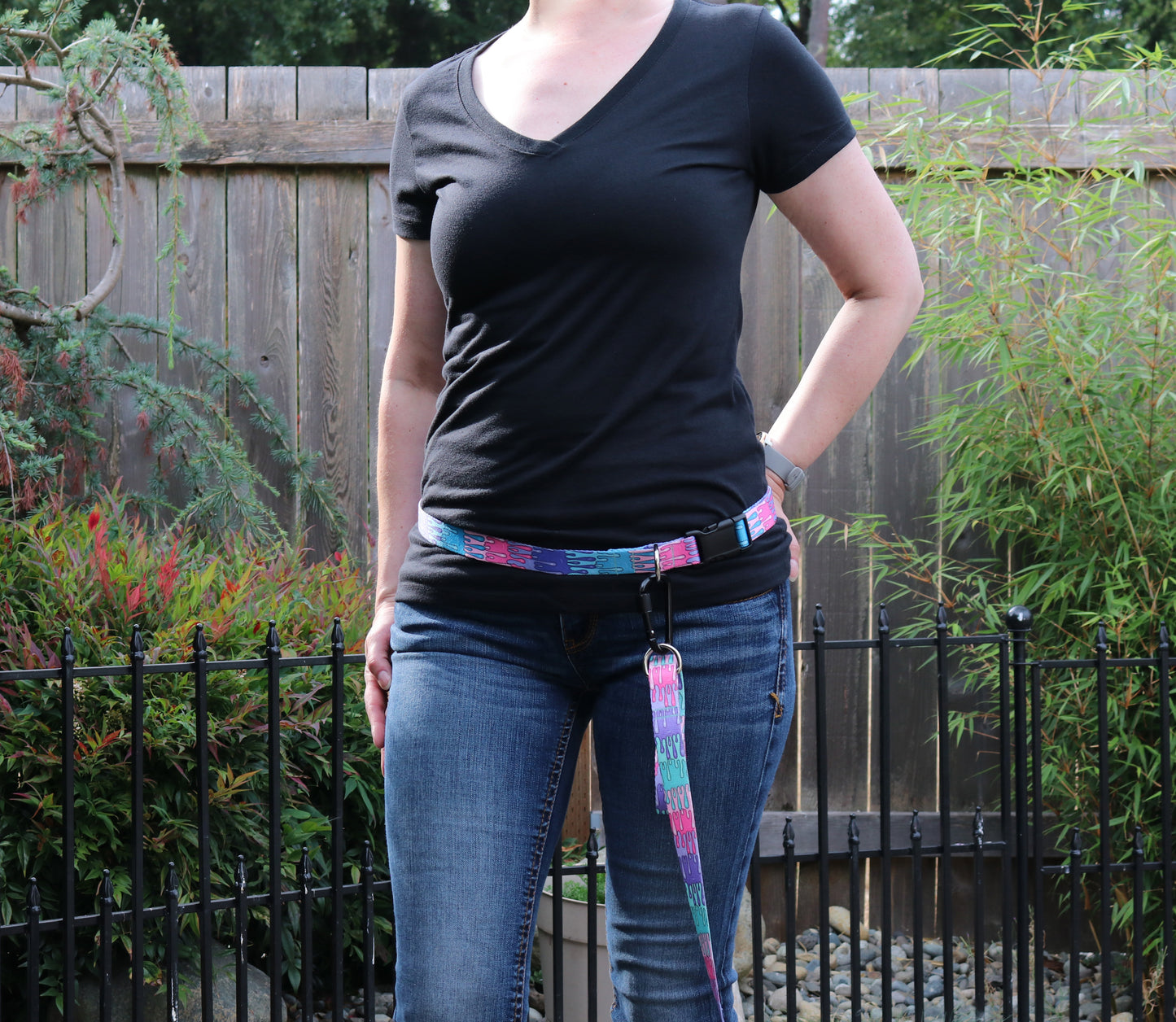 Playful Drips Handsfree Leash Attachment