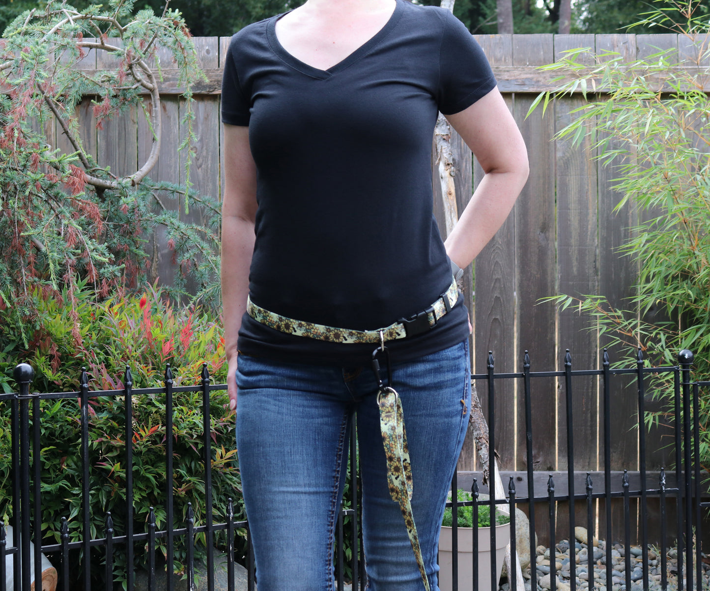 Sunflowers & Honey Handsfree Leash Attachment