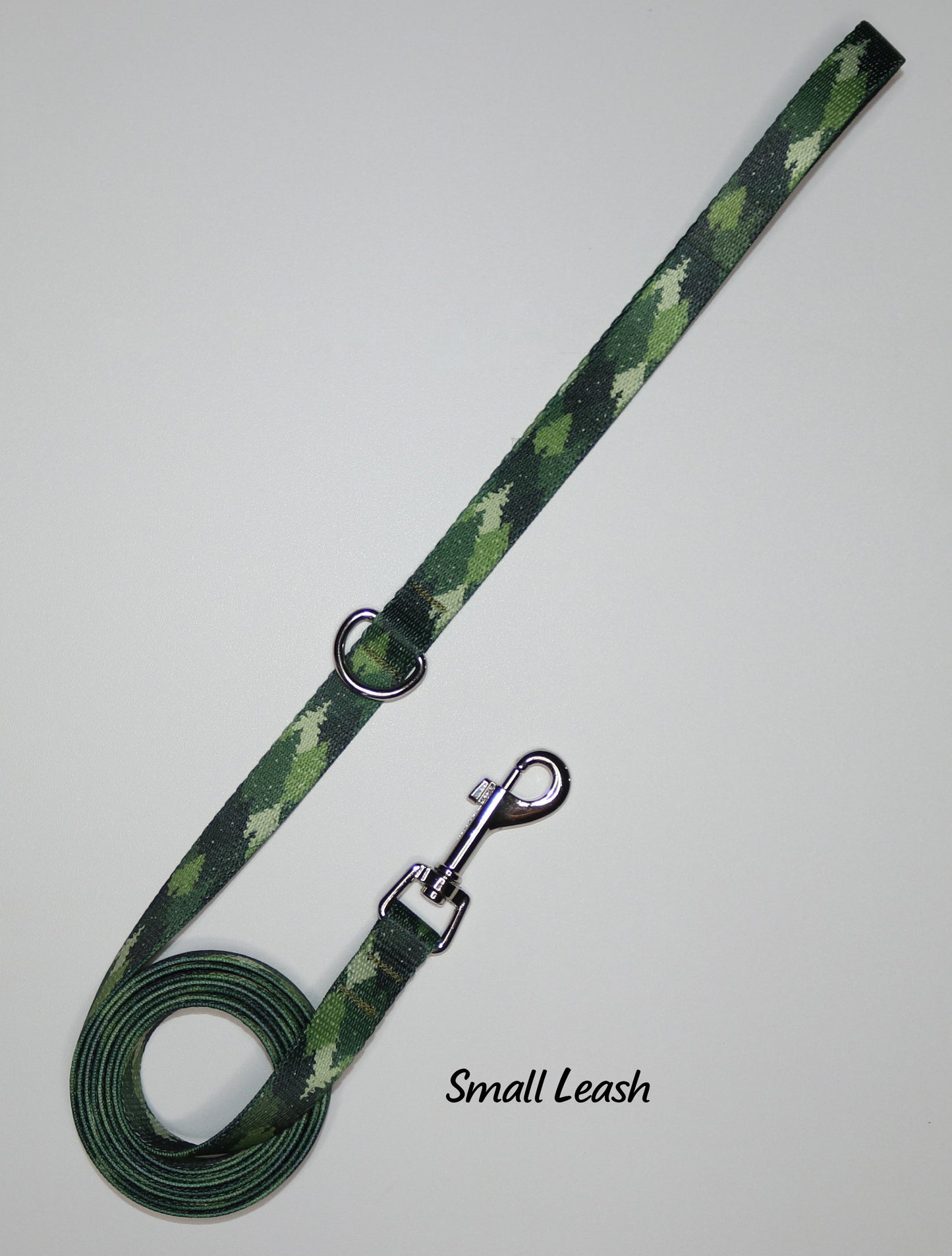 Green Camo Trees Leash